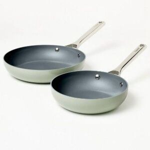 NEW Figmint 2pk (8" & 10") Aluminum Nonstick
Frypan Set Sage Green